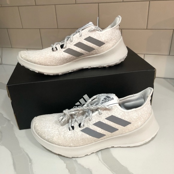 adidas Shoes - NWT - Adidas SenseBOUNCE Running Shoe